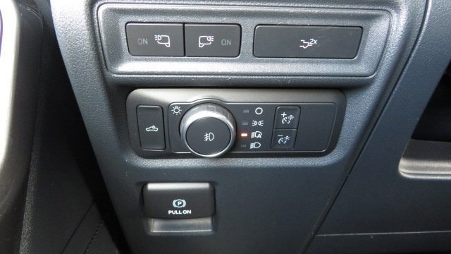 Certified 2022 Ford F150 XLT w/ Equipment Group 302A High image 24