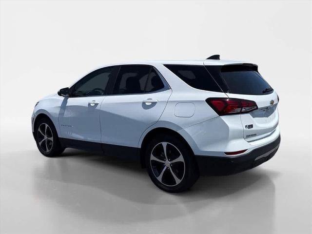Used 2024 Chevrolet Equinox LT FWD image 3