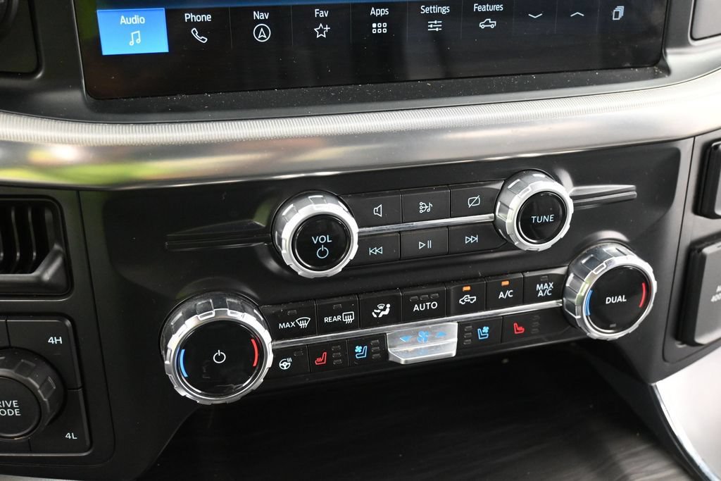 Certified 2024 Ford F150 Lariat AWD/4WD image 11