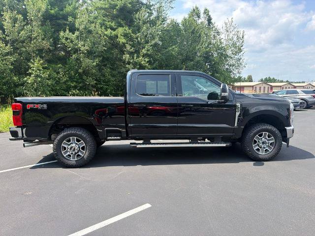 Certified 2025 Ford F350 Lariat w/ FX4 Off-Road Package AWD/4WD image 8