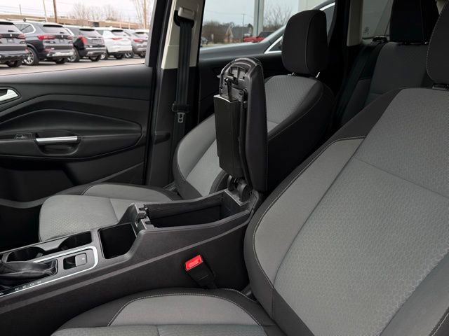 Certified 2018 Ford Escape SE w/ SE SYNC Package image 32