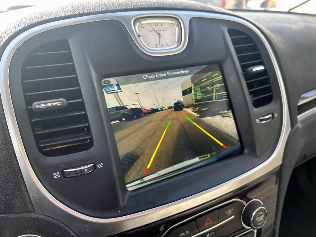 Used 2017 Chrysler 300 Limited w/ Value Package image 24