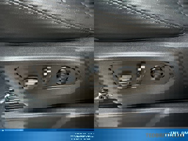 Used 2022 GMC Sierra 1500 SLT w/ SLT Convenience Package image 44