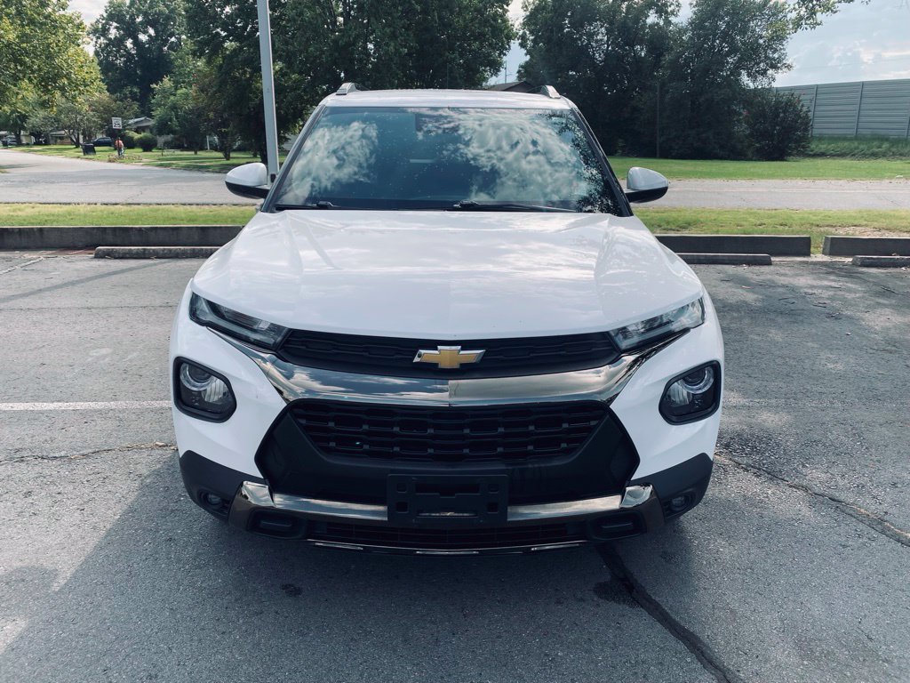 Used 2021 Chevrolet TrailBlazer ACTIV w/ Technology Package AWD/4WD image 2