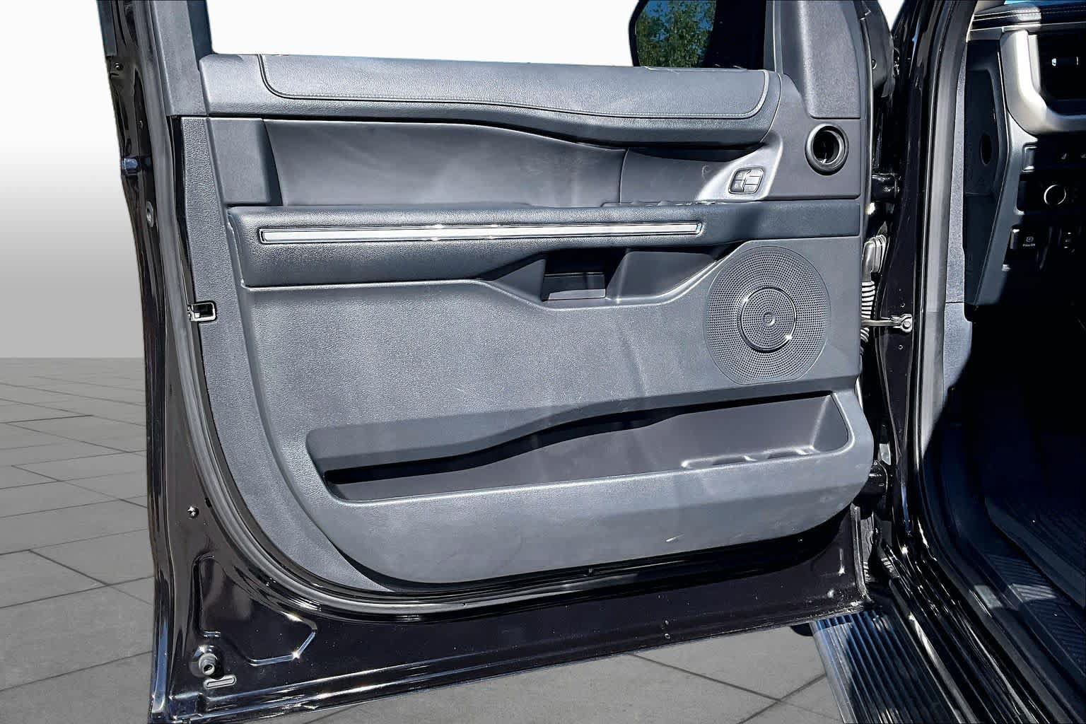 Certified 2024 Ford Expedition XLT AWD/4WD image 22