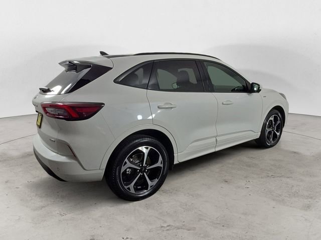 Certified 2023 Ford Escape ST-Line Elite image 4