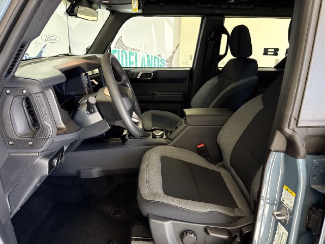 Certified 2025 Ford Bronco 4-Door w/ Sasquatch Package AWD/4WD image 10