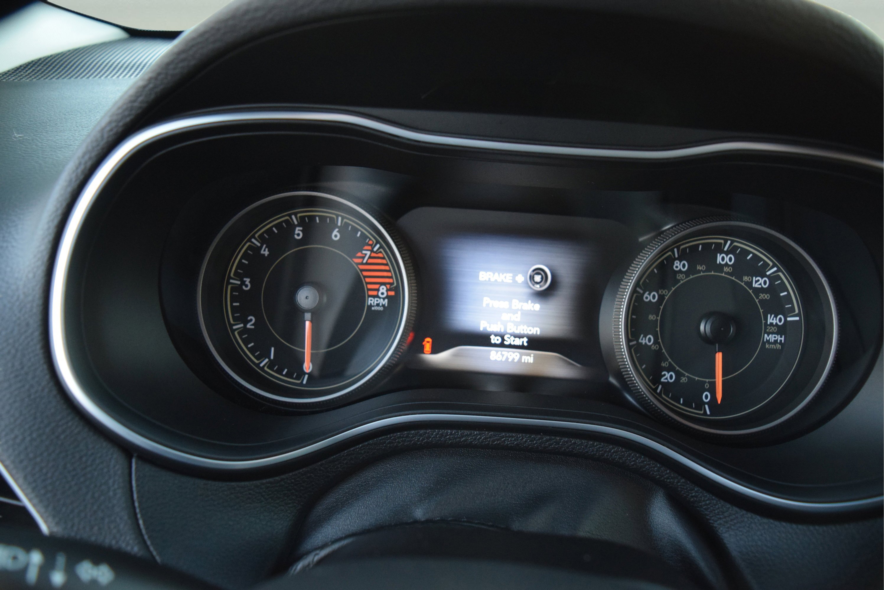 Used 2019 Jeep Cherokee Limited image 11