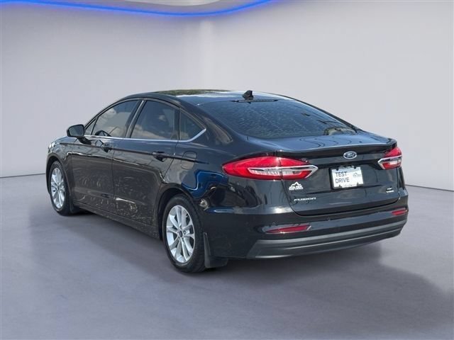 Certified 2020 Ford Fusion SE FWD image 3