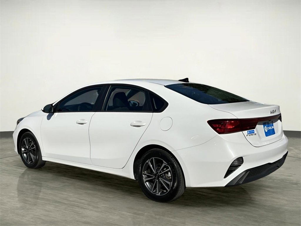 Used 2024 Kia Forte LXS image 4