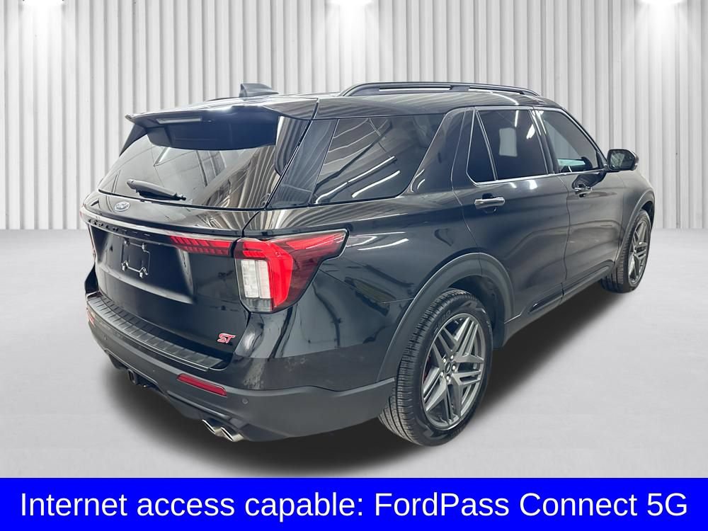 Certified 2025 Ford Explorer ST AWD/4WD image 8