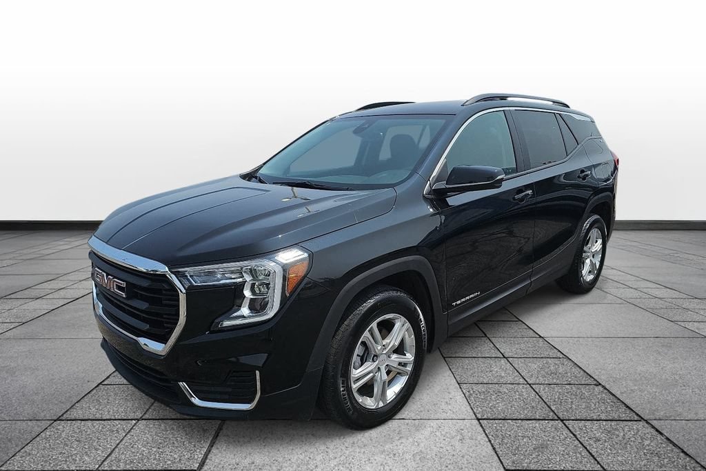 Used 2023 GMC Terrain SLE w/ Driver Convenience Package