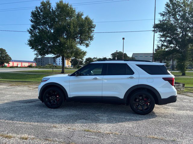 Certified 2020 Ford Explorer ST w/ ST Street Pack AWD/4WD image 6