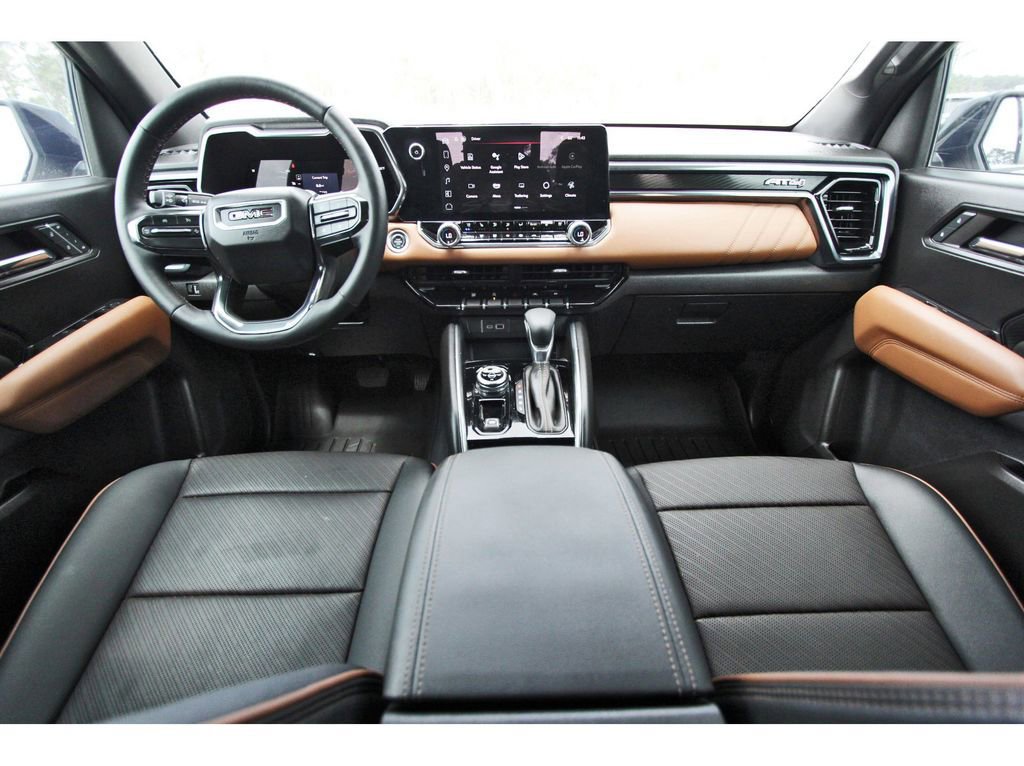 Used 2024 GMC Canyon AT4 w/ AT4 Premium Package image 10