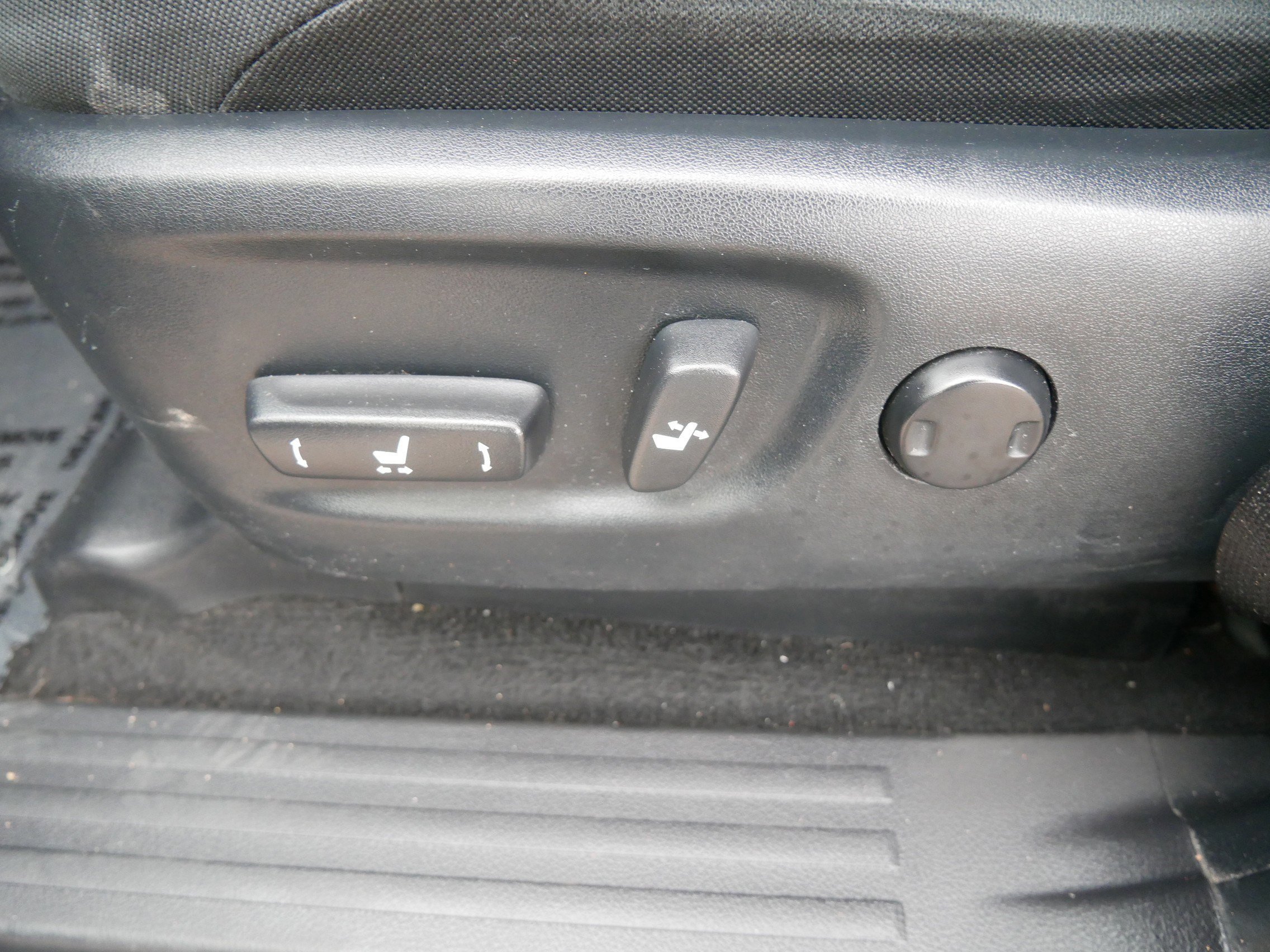 Used 2022 Toyota 4Runner SR5 AWD/4WD image 19