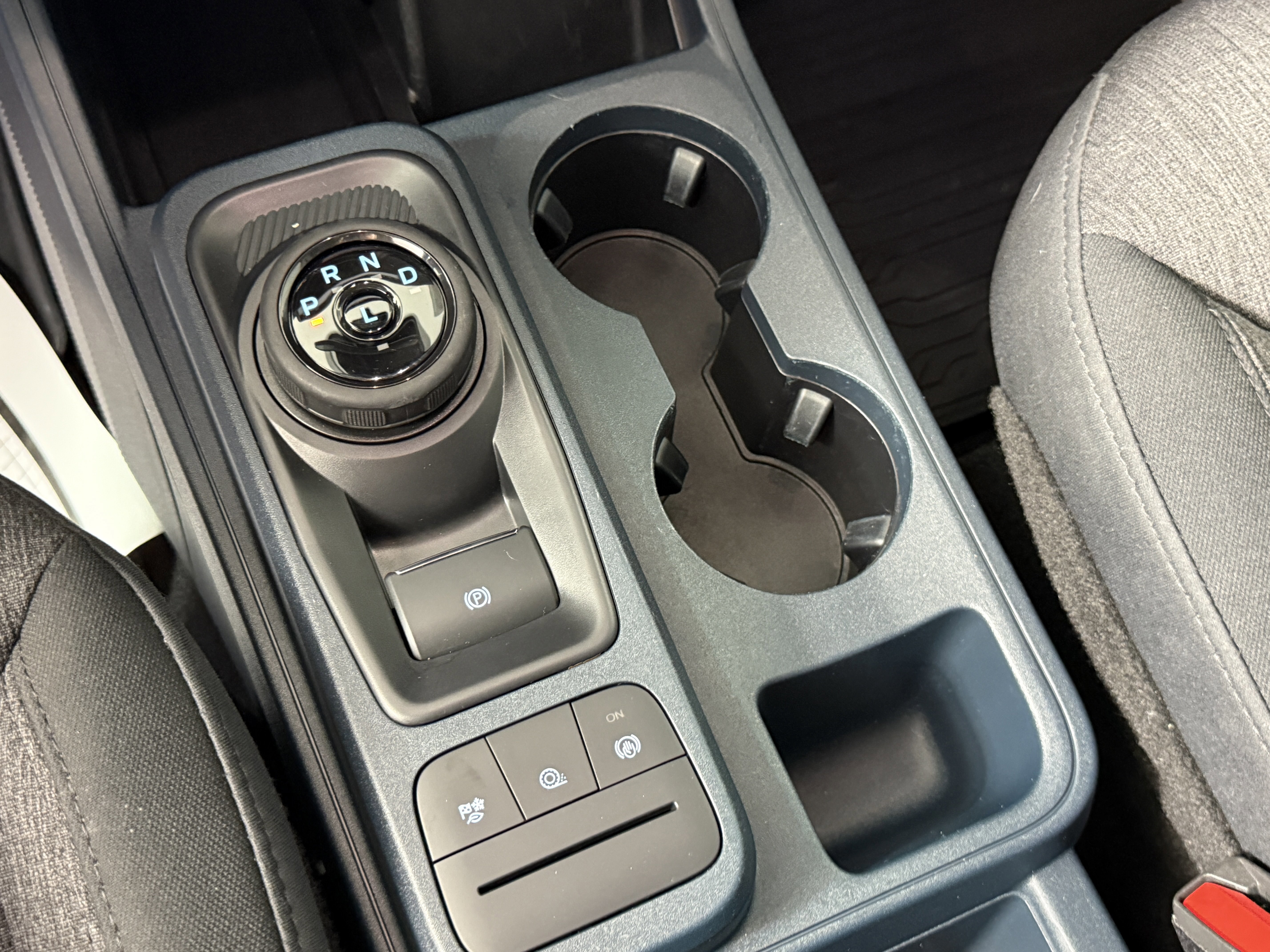 Certified 2024 Ford Maverick XLT w/ XLT Luxury Package image 23