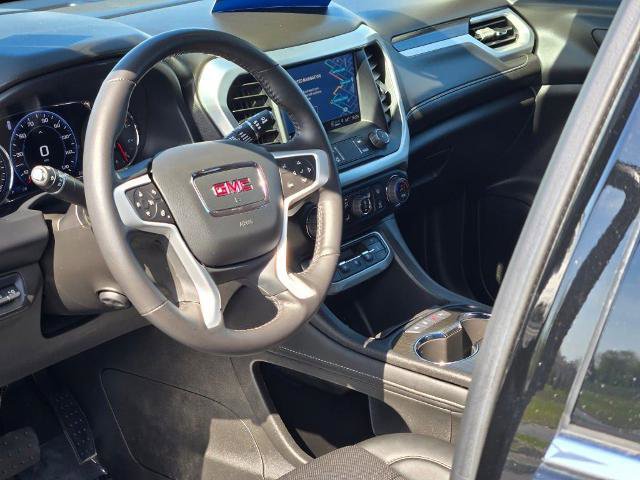 Used 2022 GMC Acadia SLT w/ Technology Package AWD/4WD image 28