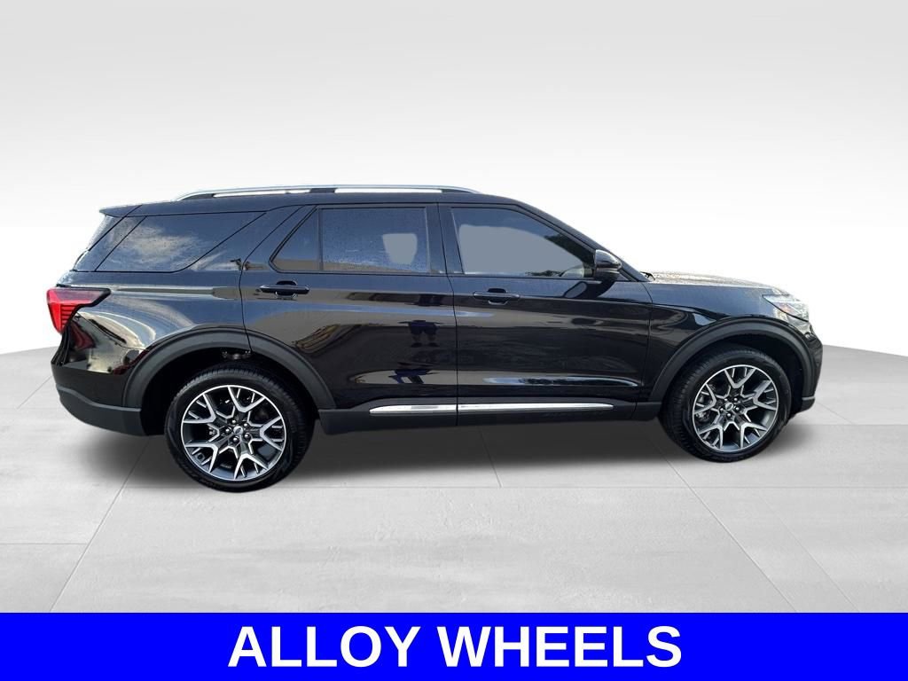 Certified 2025 Ford Explorer Platinum w/ Ultimate Package AWD/4WD image 3
