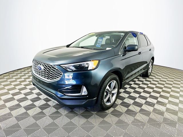 Certified 2023 Ford Edge SEL w/ Convenience Package AWD/4WD image 7