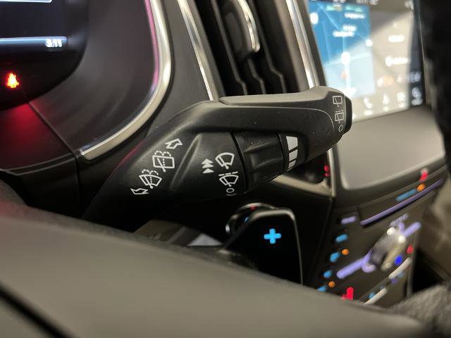 Certified 2018 Ford Edge Titanium w/ Equipment Group 301A image 21