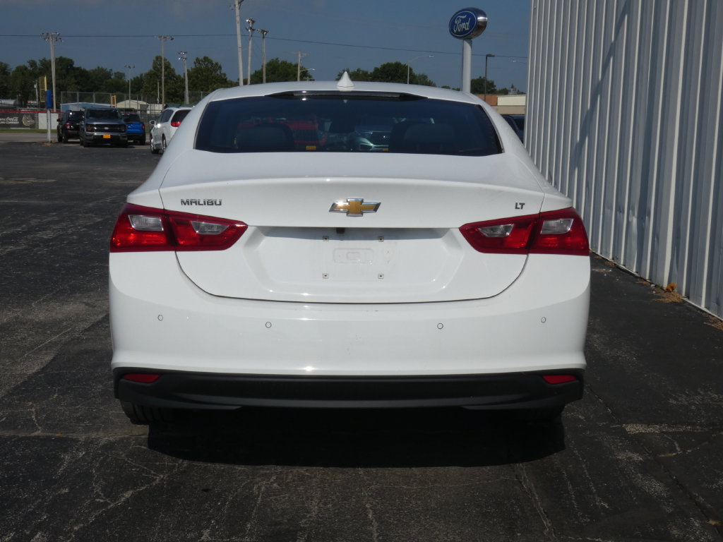 Used 2024 Chevrolet Malibu LT FWD image 5