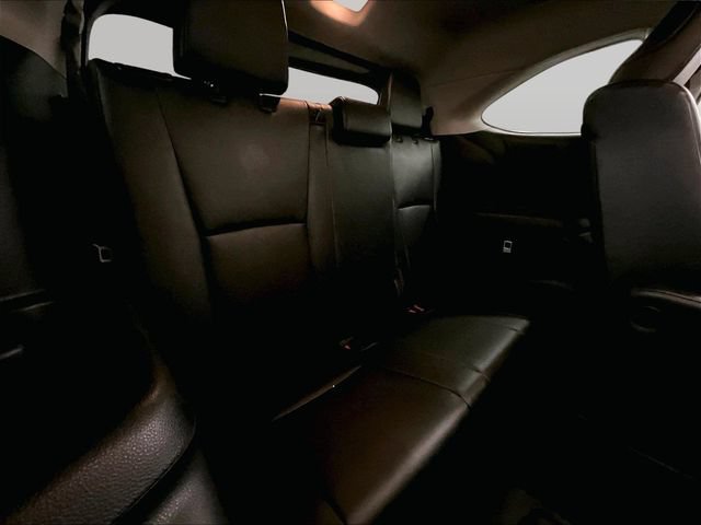 Used 2022 Toyota Highlander XLE AWD/4WD image 27