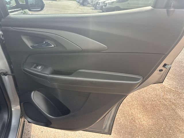 Used 2023 Chevrolet TrailBlazer ACTIV w/ Sun and Liftgate Package FWD image 19