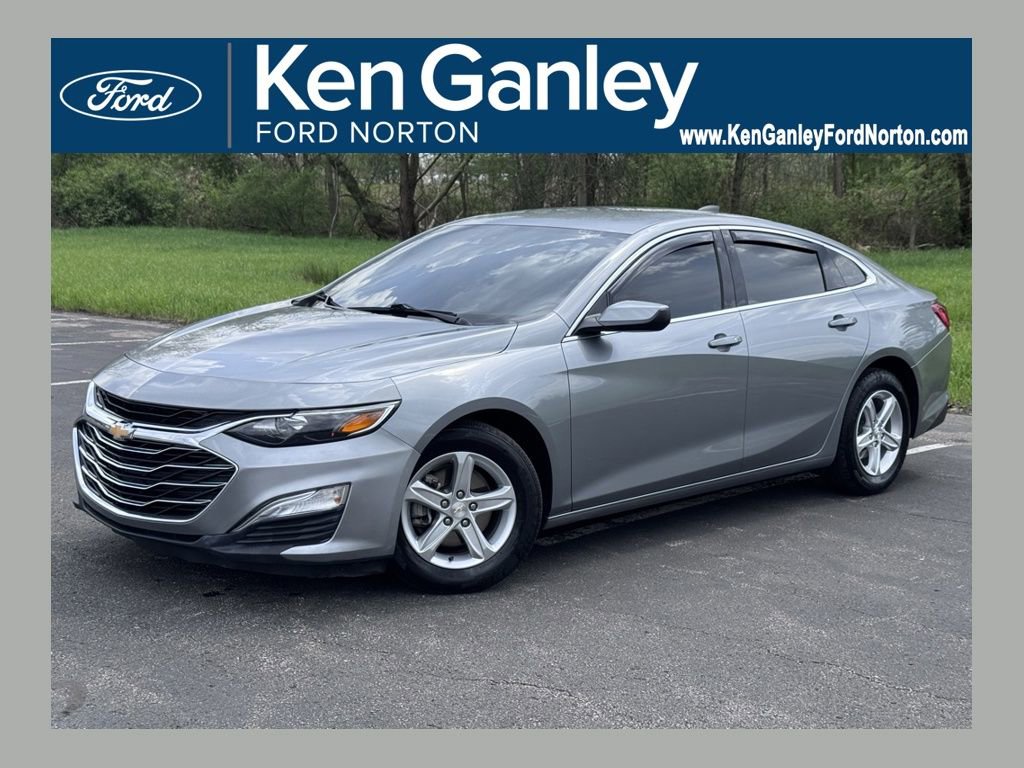 Used 2025 Chevrolet Malibu LS FWD image 1