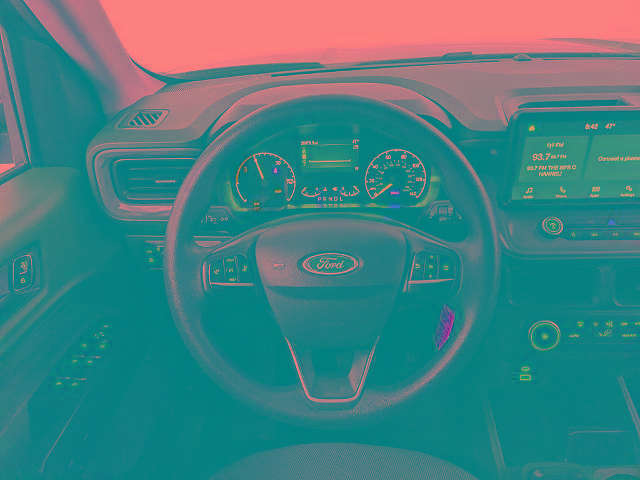 Certified 2022 Ford Maverick XL image 9