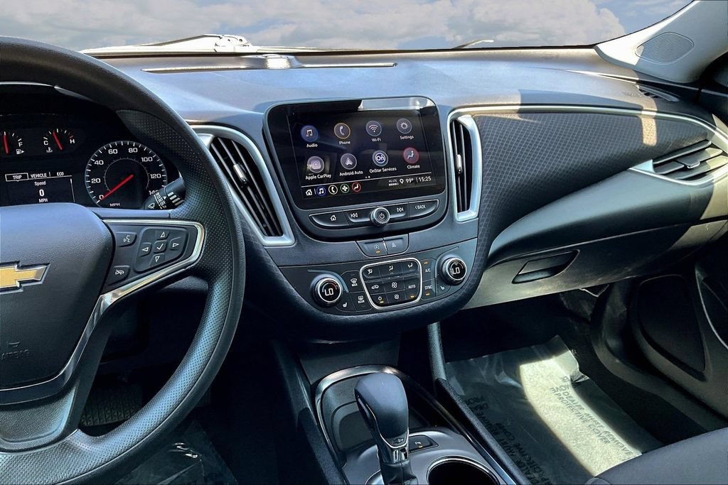 Used 2024 Chevrolet Malibu LT FWD image 11
