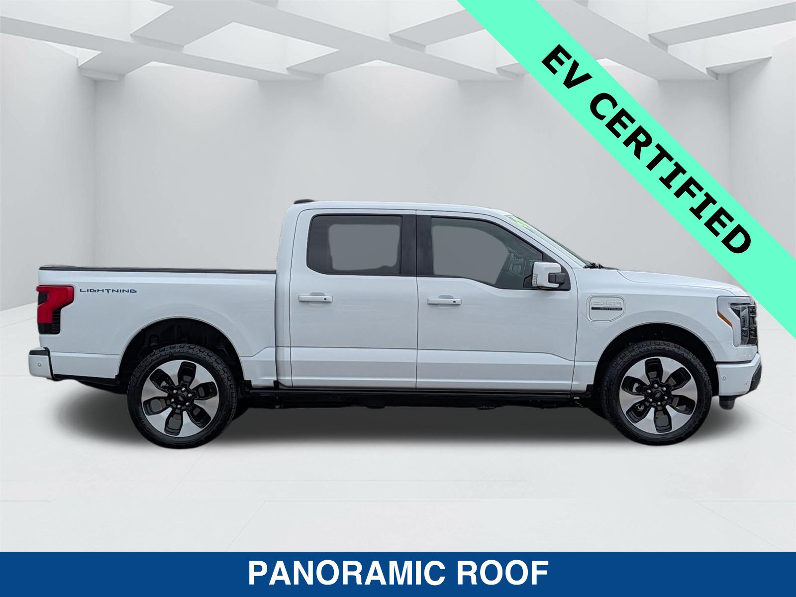 Certified 2023 Ford F150 Lightning Platinum AWD/4WD image 4