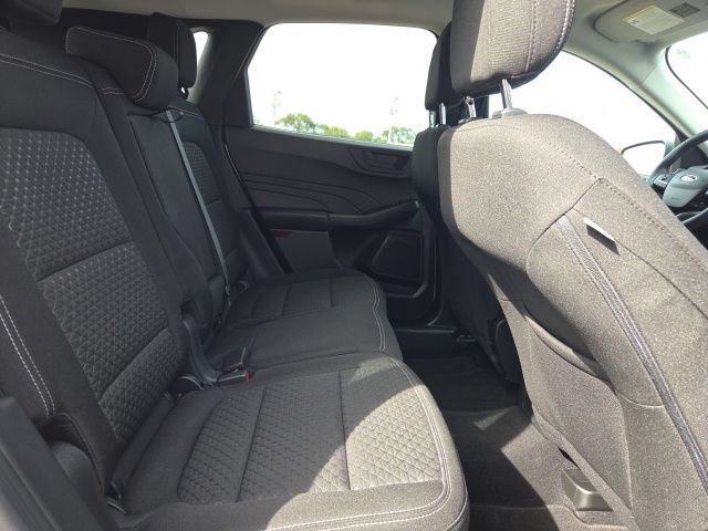 Certified 2023 Ford Escape Active AWD/4WD image 24