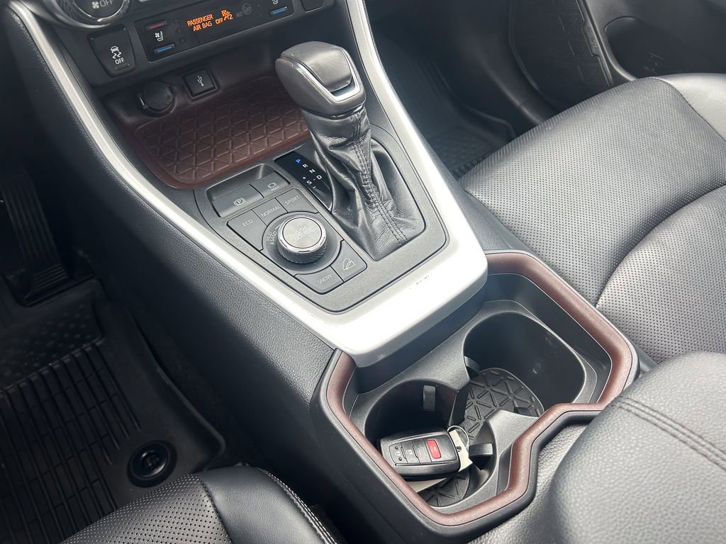 Used 2021 Toyota RAV4 Limited w/ Limited Grade Weather Package image 29