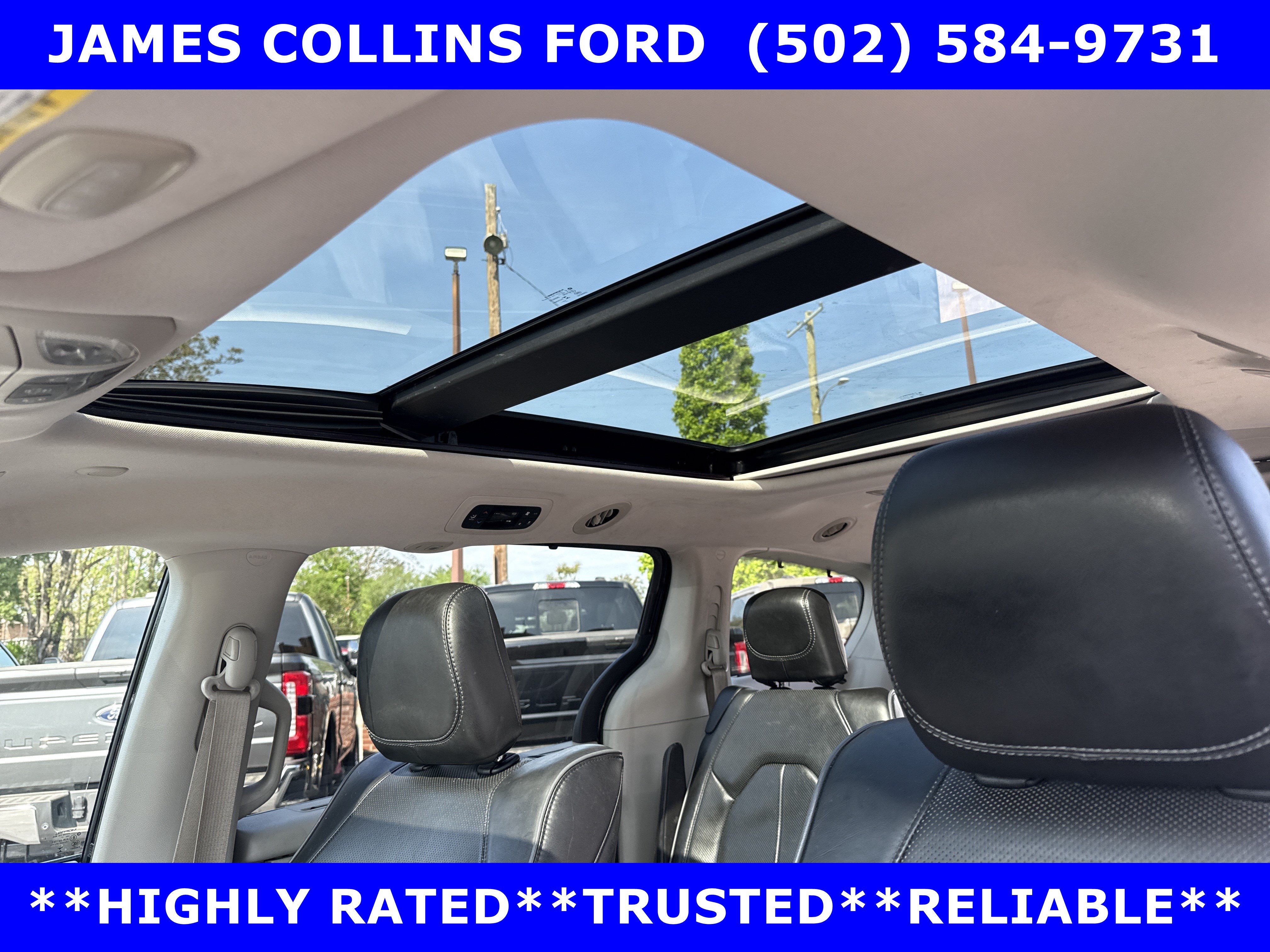 Used 2018 Chrysler Pacifica Limited FWD image 24