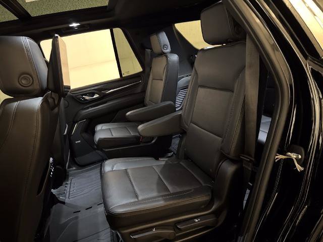 Used 2024 GMC Yukon Denali w/ Advanced Technology Package RWD image 35