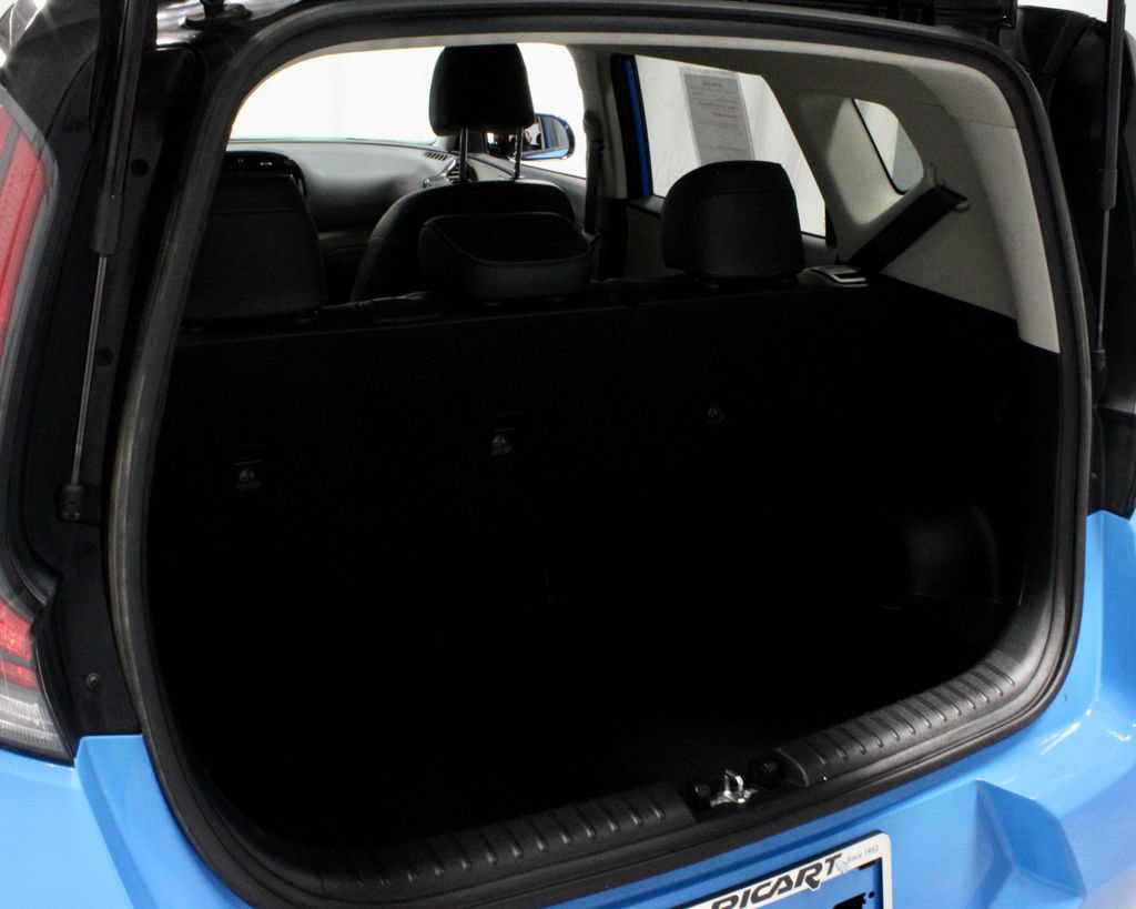 Used 2024 Kia Soul GT-Line FWD image 13