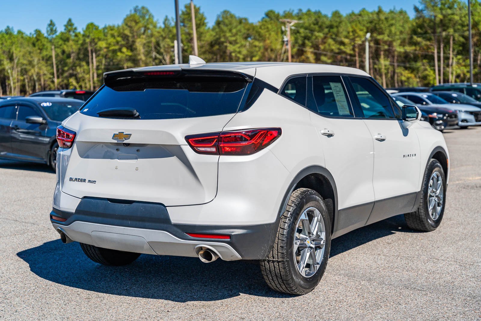 Used 2023 Chevrolet Blazer LT image 5