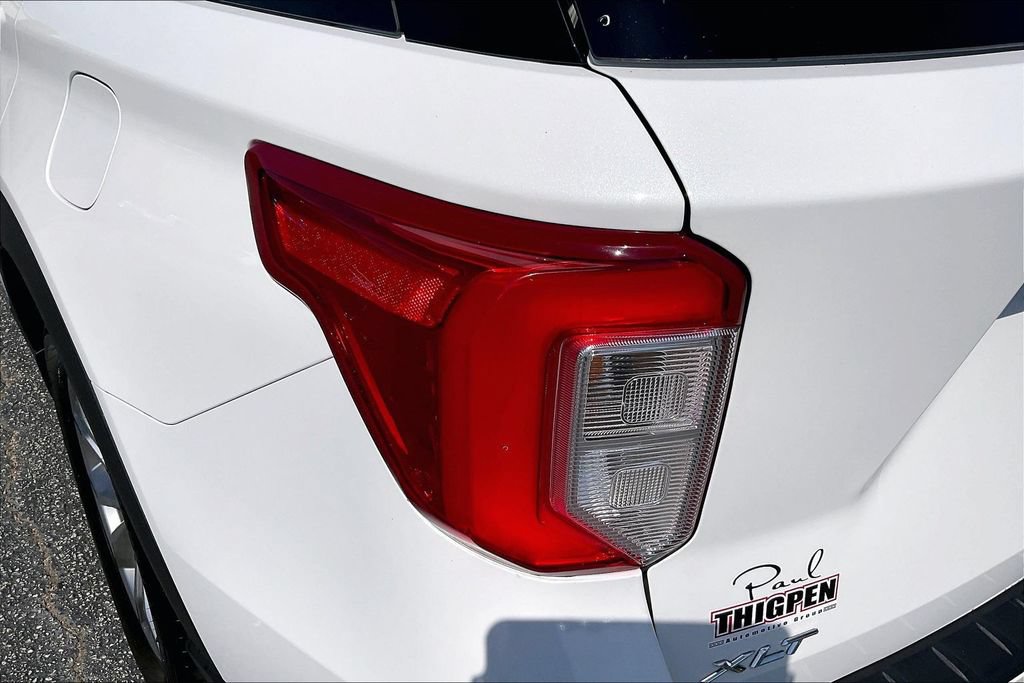 Certified 2023 Ford Explorer XLT w/ Equipment Group 202A RWD image 31