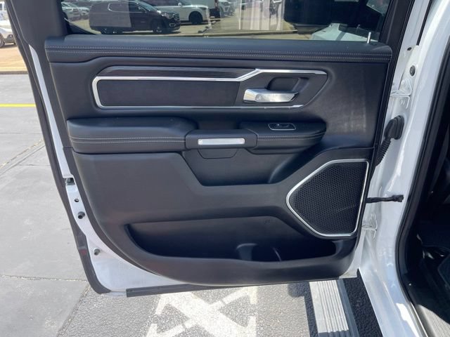 Used 2023 RAM 1500 Laramie AWD/4WD image 17
