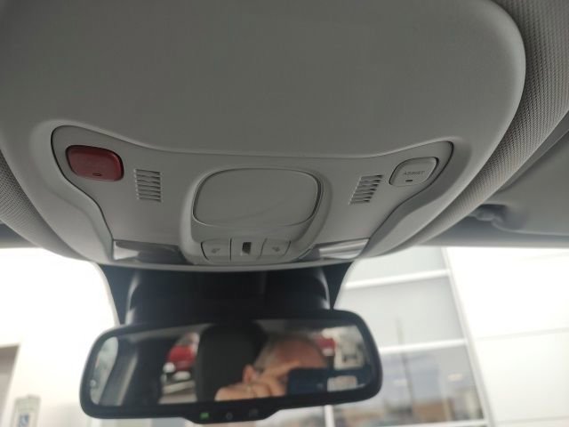 Used 2023 Jeep Renegade Trailhawk w/ Trailhawk Elite Group image 32