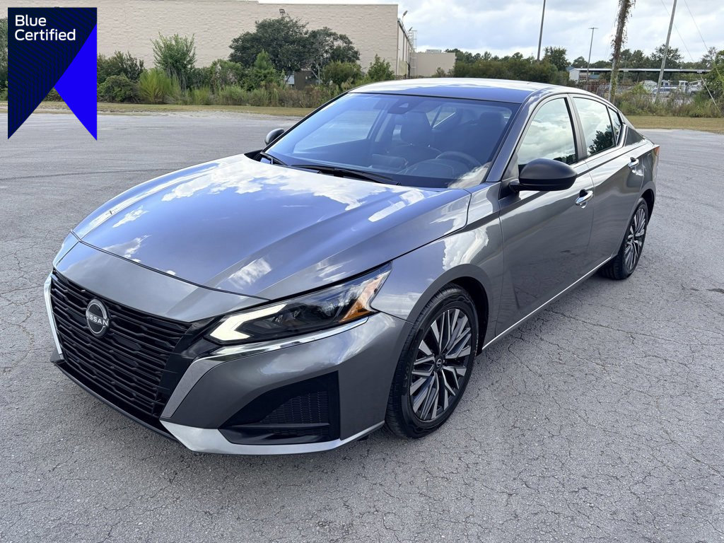 Used 2024 Nissan Altima 2.5 SV