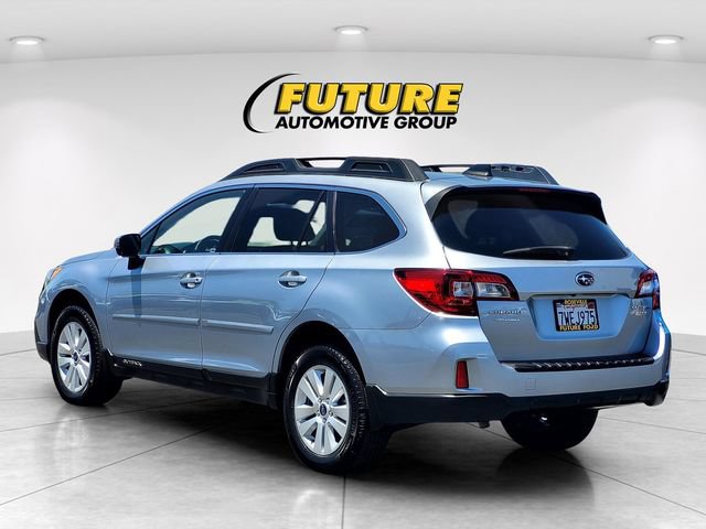 Used 2017 Subaru Outback 2.5i Premium AWD/4WD image 6