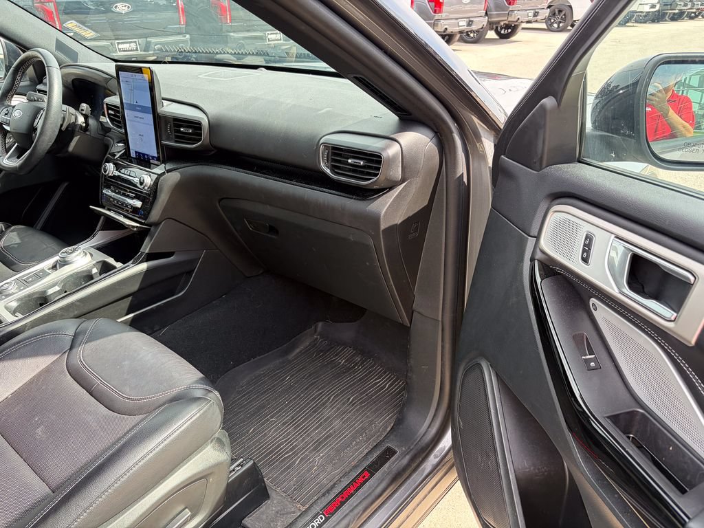 Certified 2023 Ford Explorer ST w/ Equipment Group 401A AWD/4WD image 17