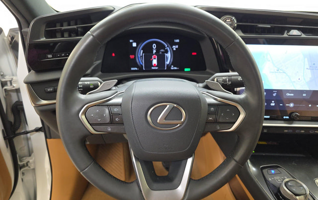 Used 2023 Lexus RZ 450e Premium w/ Technology Package AWD/4WD image 7