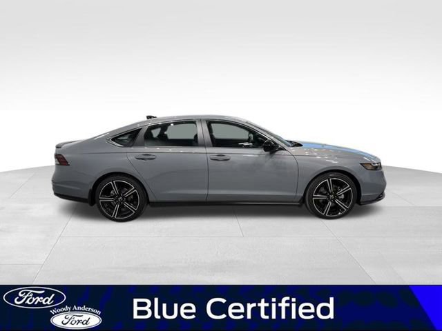 Used 2025 Honda Accord Sport image 4