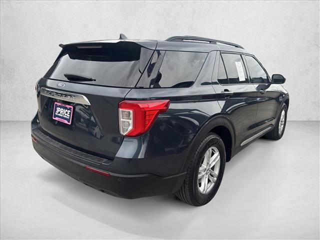 Certified 2023 Ford Explorer XLT RWD image 5