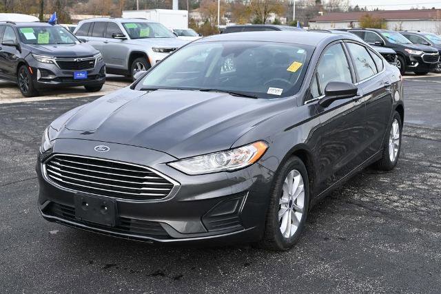 Certified 2020 Ford Fusion SE image 1