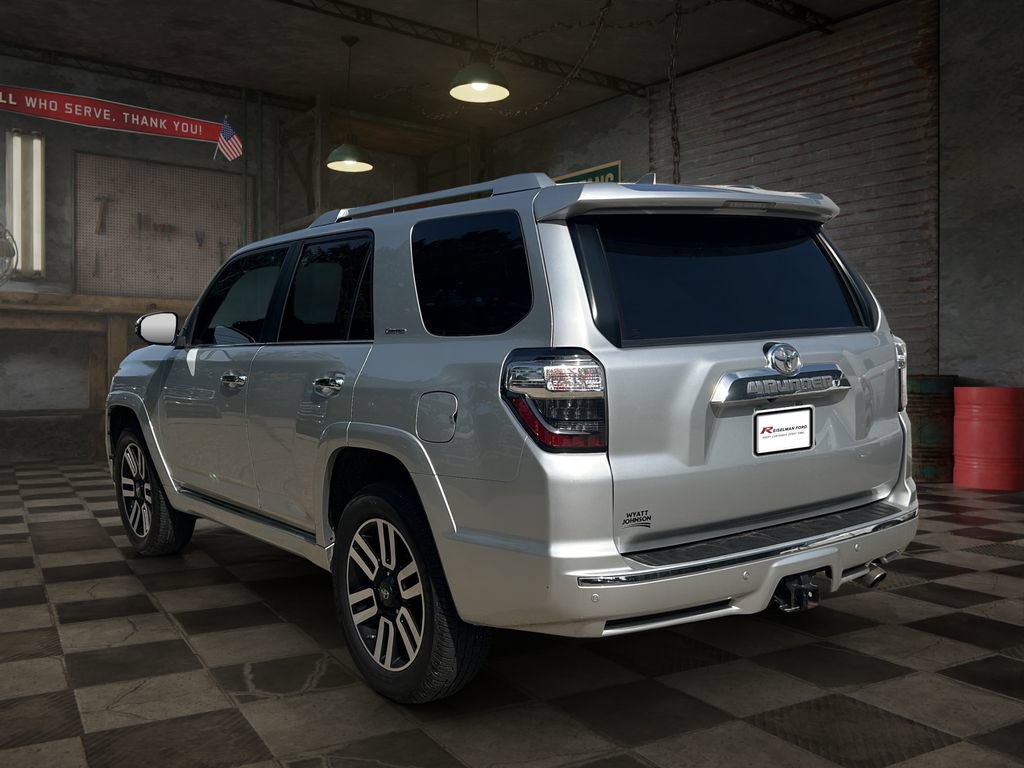 Used 2021 Toyota 4Runner Limited AWD/4WD image 4
