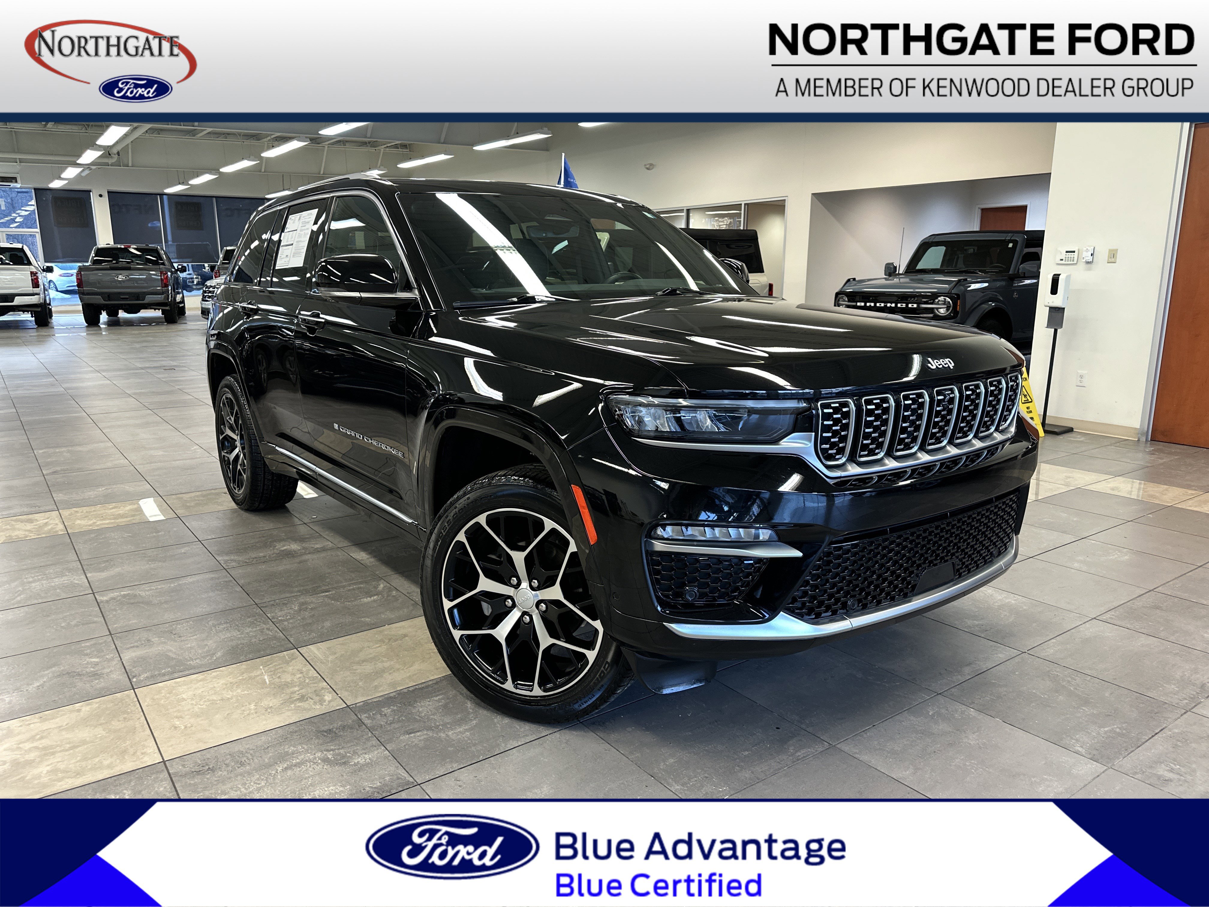 Used 2022 Jeep Grand Cherokee Summit image 1