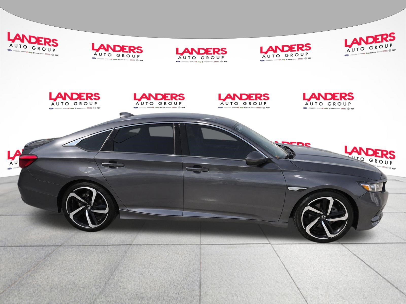 Used 2019 Honda Accord Sport image 4
